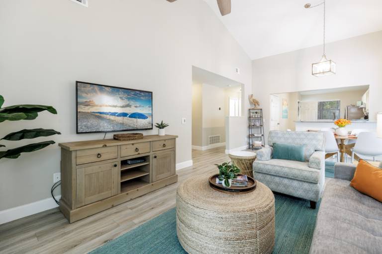 7206 Treetops: Beach Villa - Walk to Beach, Free Bikes & Chairs, Pet-Friendly — photo 3