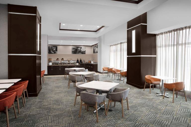 Homewood Suites by Hilton Dallas Downtown — photo 4