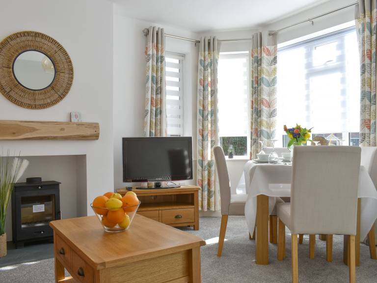 Children-friendly cottage with yard | River view | Pets are welcome — photo 3