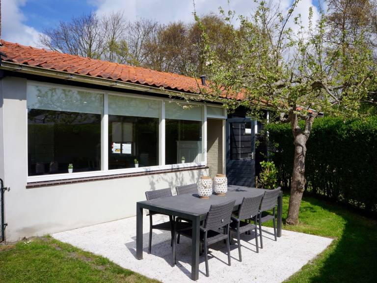 Fully equipped lovely vacation home with terrace & garden | Pet-friendly — photo 2