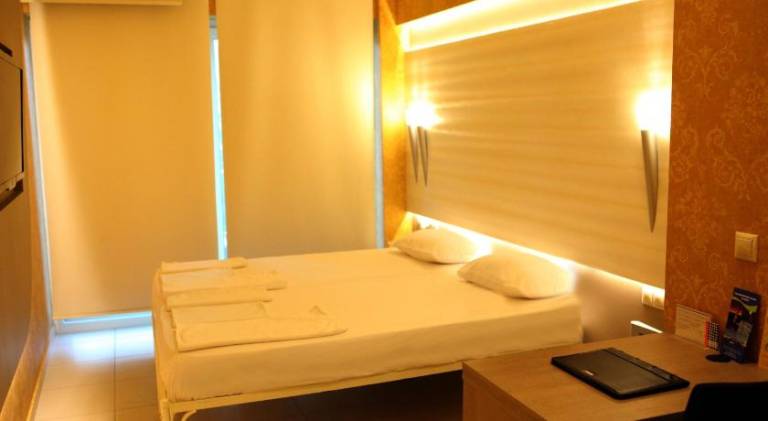 Oneiro Suites in Chania