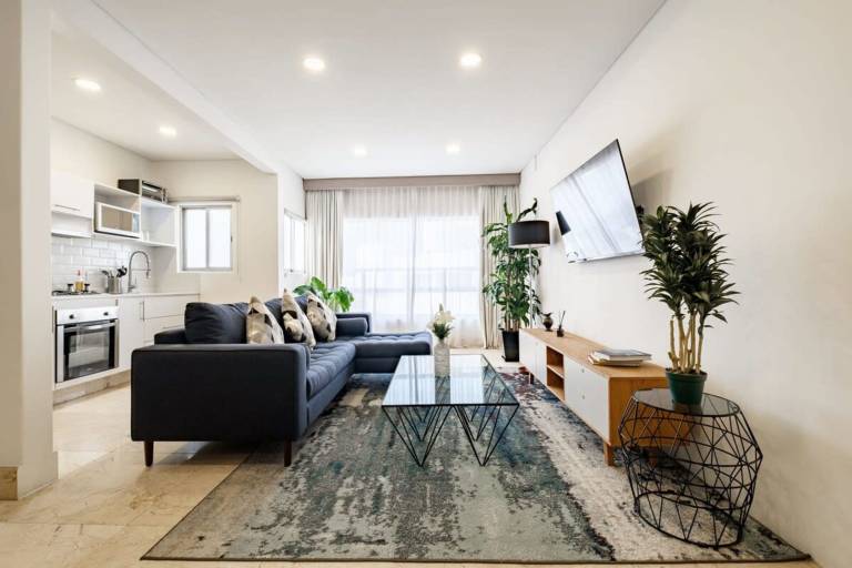 Family-friendly lovely rental apartment with grill, terrace & fast internet | Pets are welcome — photo 2
