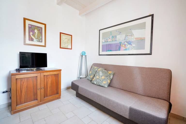 Family-friendly pleasant apartment with terrace, yard & BBQ | Garden view | Pets allowed — photo 5