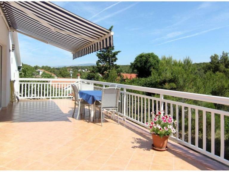 Charming house with barbeque, patio & yard | Next to the beach | Pets are welcome — photo 2