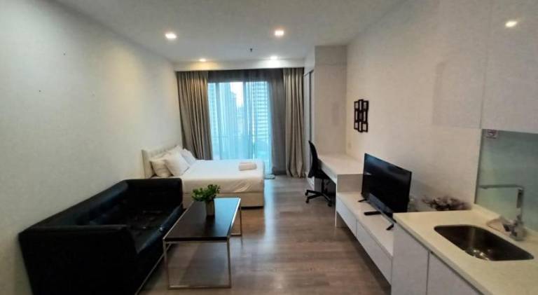 AK Residence — photo 2