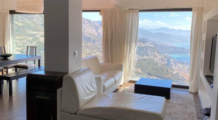 Spacious house | Pets are welcome in Èze