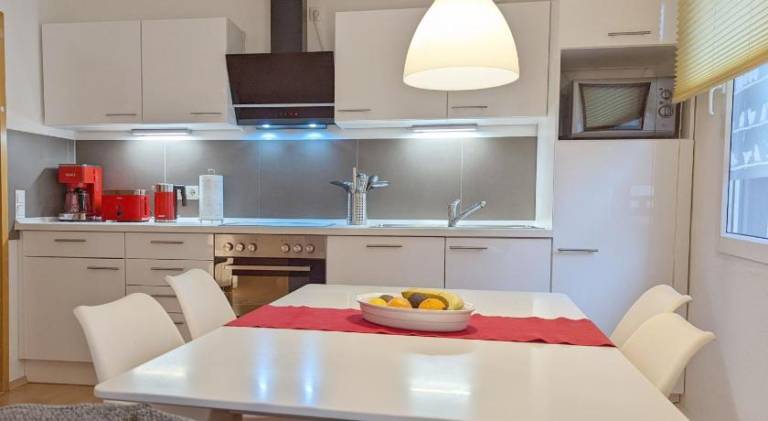 Rental apartment with 2 rooms for 5 persons — photo 3