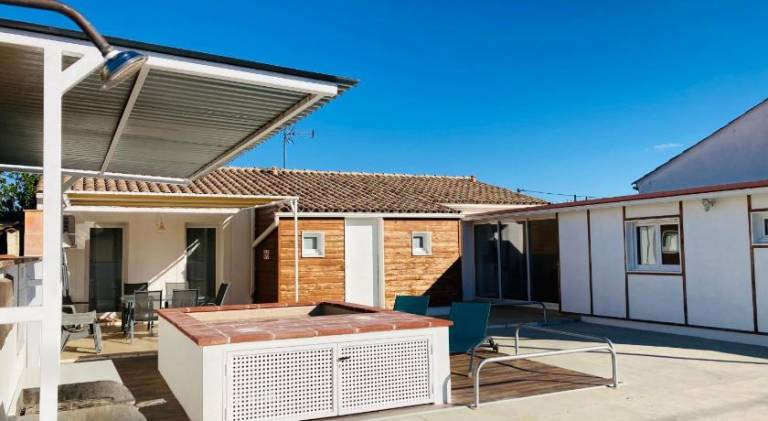 Vacation home with pool | Pets are welcome in Narbonne
