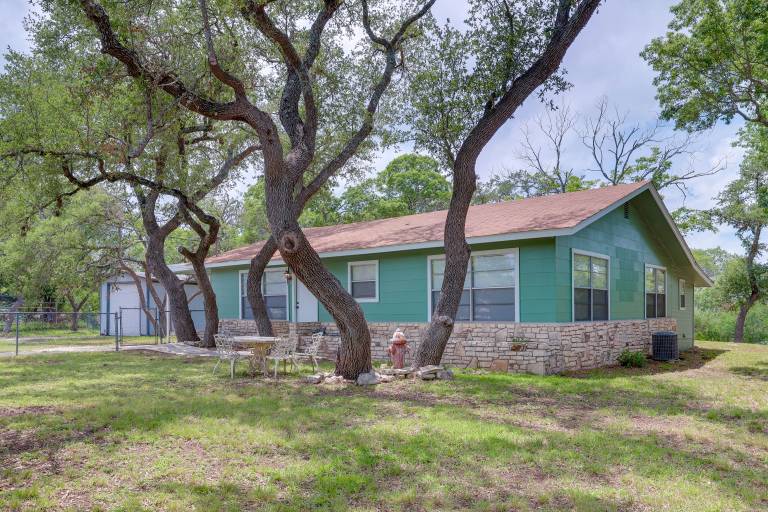 Pet-Friendly Canyon Lake Home - 2 Mi to Beach! — photo 3