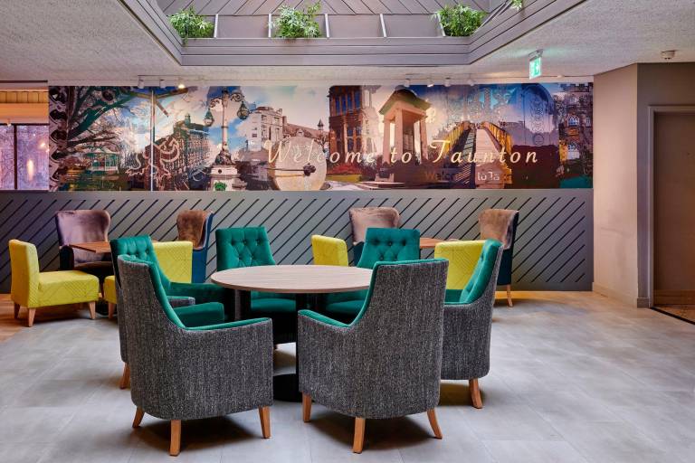 Holiday Inn Taunton By IHG — photo 2