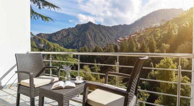 LA Riqueza Dhanolti View - Mountain View Rooms - Near to Eco Park & Surkanda Devi Temple — photo 2