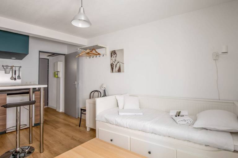Family-friendly studio | Next to Popes' Palace | Good for workation | Pets allowed — photo 4