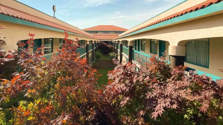 Motel 6 Savannah, GA - Gateway & I-95 in Savannah, GA