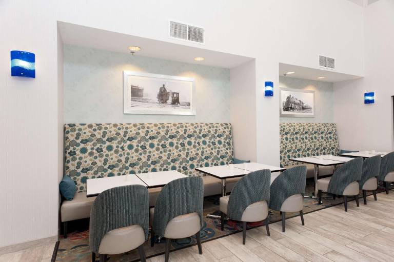 Hampton Inn & Suites McComb — photo 5