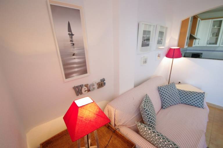 Apartment with pool & terrace — photo 5