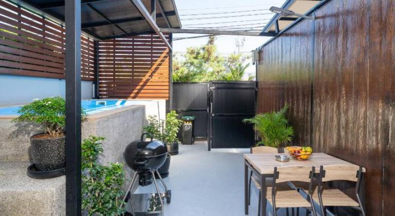 House with pool in Rawai
