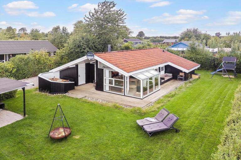 Feriehus  Pøt Strandby