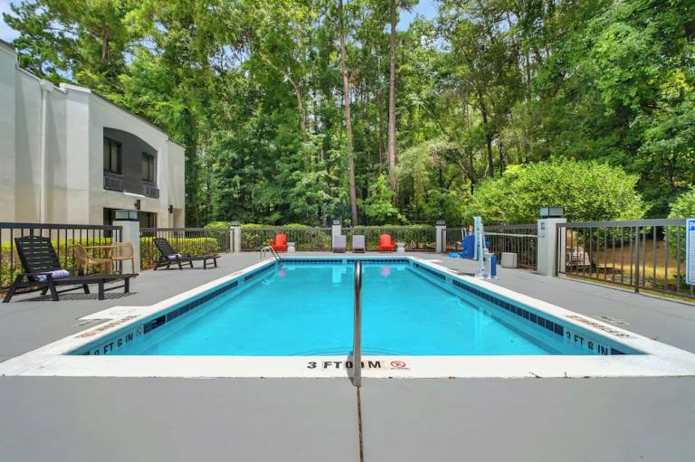 BOB Hotels Tallahassee Boutique on Budget