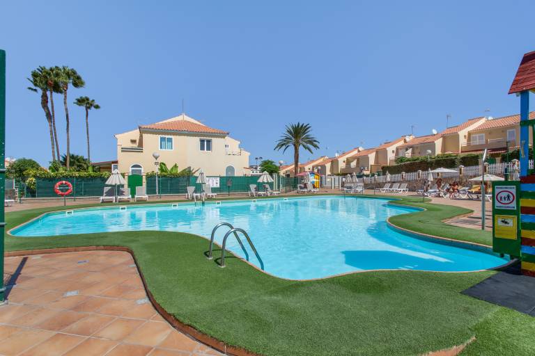 House with pool, fast internet & patio | Perfect for remote work in San Bartolomé de Tirajana