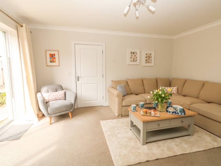 Cottage with garden & terrace | Beach view — photo 5