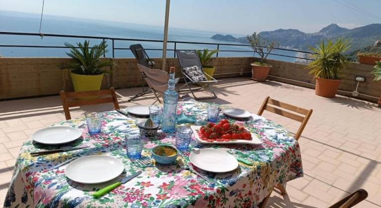 House with 2 rooms for 4 persons — photo 3