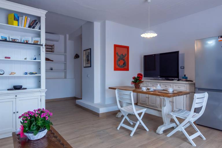 Rental apartment with patio, garden & pool | Suitable for remote work — photo 2