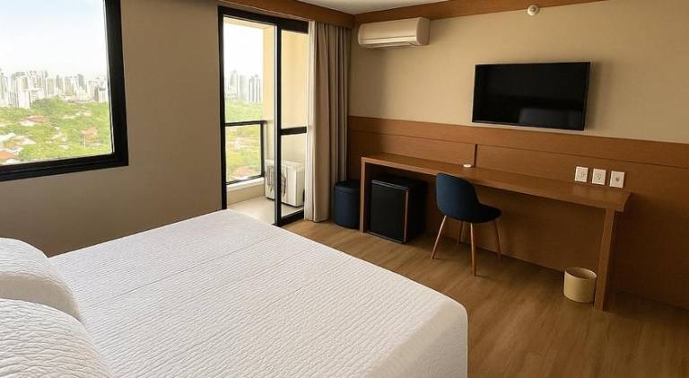 Serviced apartment with pool | Pet-friendly — photo 2