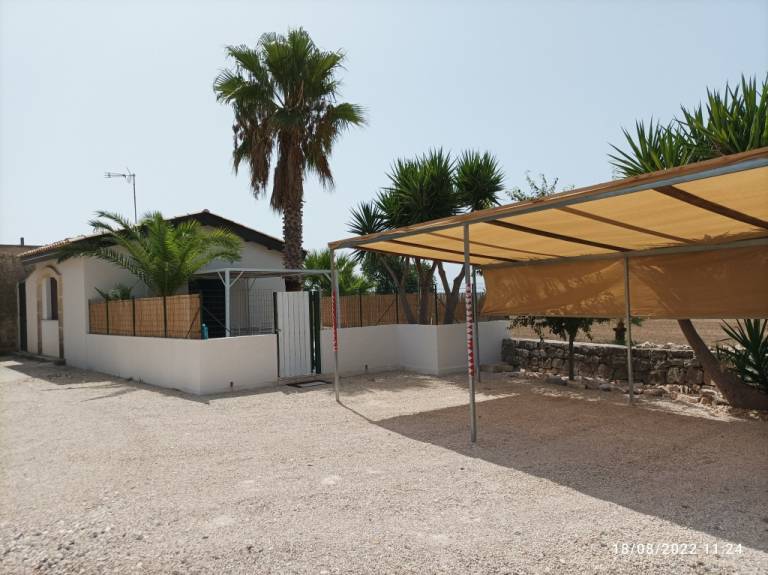 Children-friendly lovely bungalow with BBQ, garden & pool | Pet-friendly — photo 3