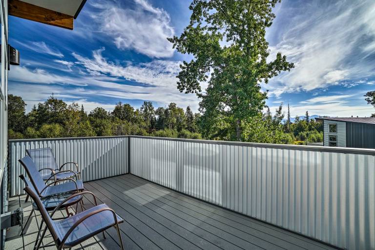 Secluded Getaway w/ Deck, Steps to Fritz Creek! — photo 2