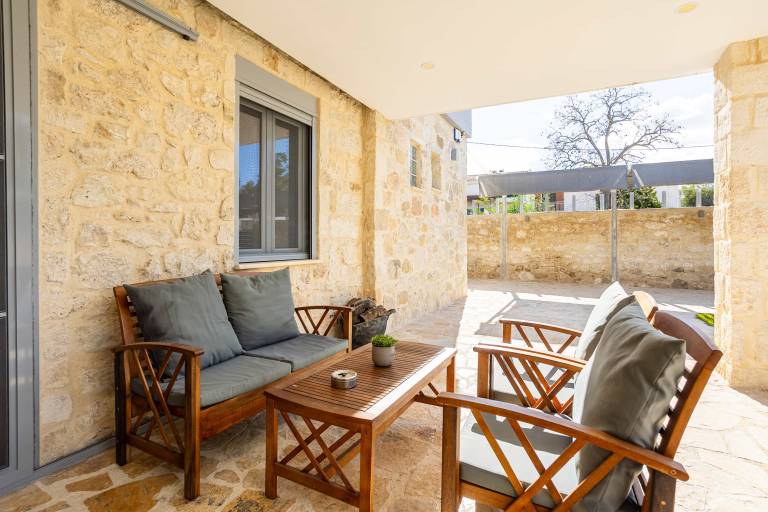 Villa Isthmia