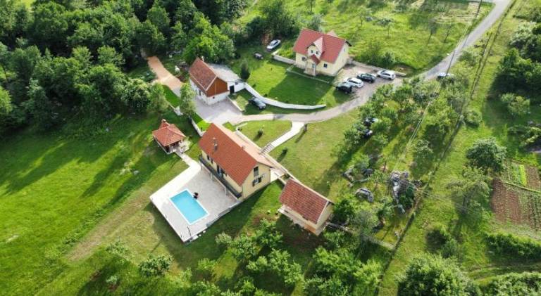 House with pool | Pets allowed in Senj
