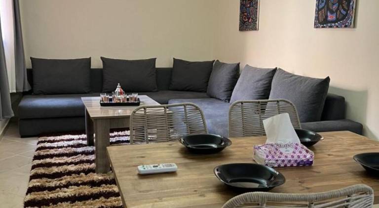 Apartment with pool — photo 3