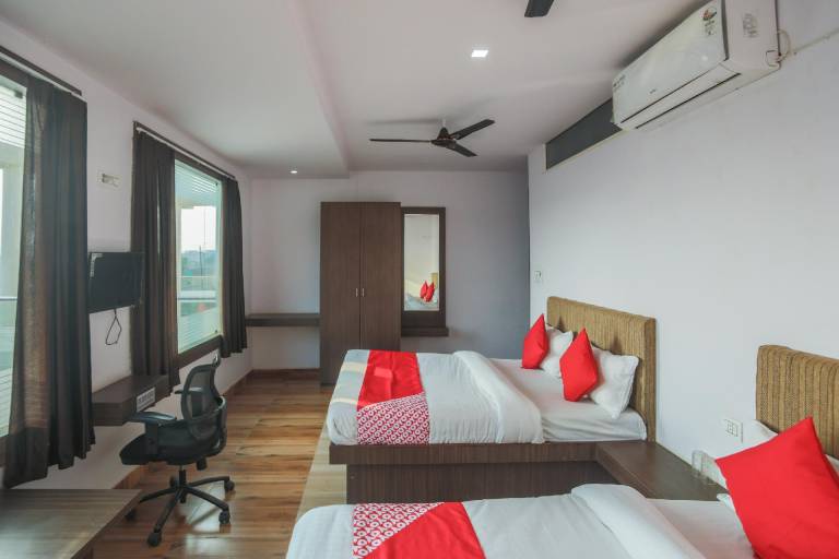 OYO The Janvi Camping & Resort