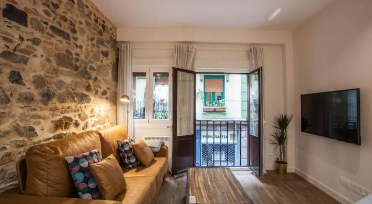 Apartment | Close to Mercado de la Ribera — photo 2