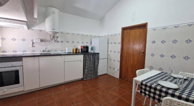 Apartment with 2 rooms for 5 persons — photo 3