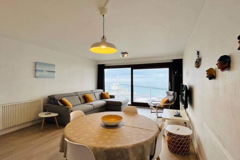 Wonderful rental apartment with terrace | Sea view | Beach nearby | Pets are welcome in Nieuwpoort