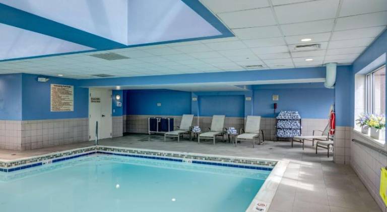 Embassy Suites by Hilton Cincinnati RiverCenter — photo 5