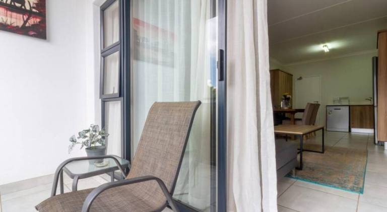 Holiday apartment with pool — photo 5