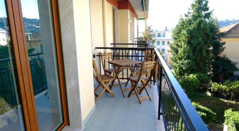 Rental apartment with patio — photo 5