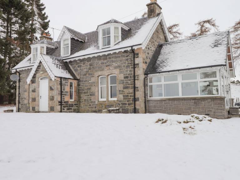 Family-friendly wonderful cottage with garden | Pets allowed — photo 2
