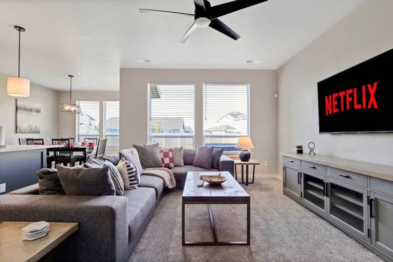 Child-friendly spacious house with jacuzzi | Dogs allowed — photo 2