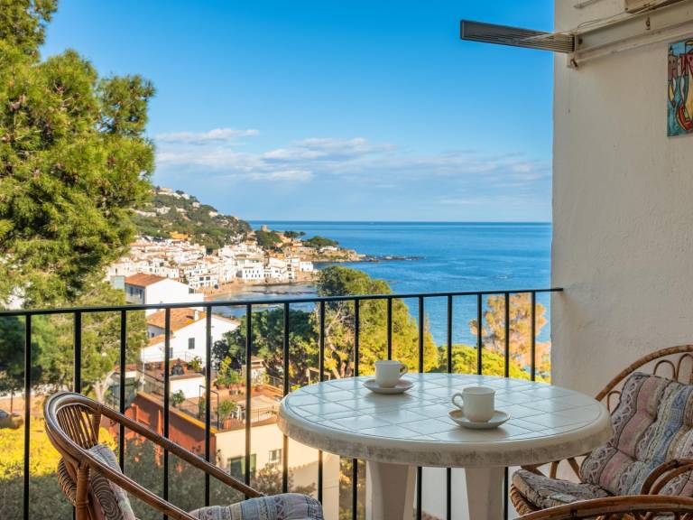 Calella Apartment: Central, Sea View, 4 Guests — photo 2