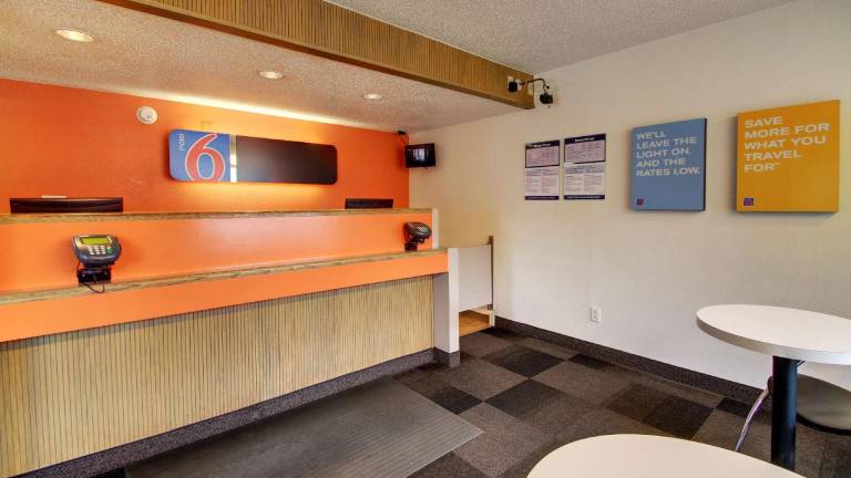Motel 6 Cedar Rapids, IA — photo 3