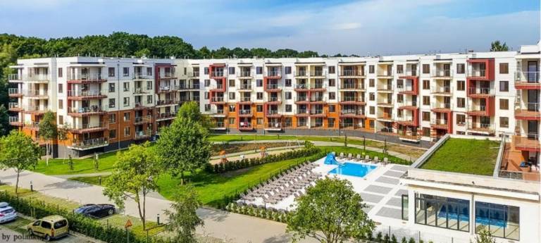 Lovely rental apartment with terrace, sauna & private pool | Beach nearby | Dogs allowed in Kolobrzeg