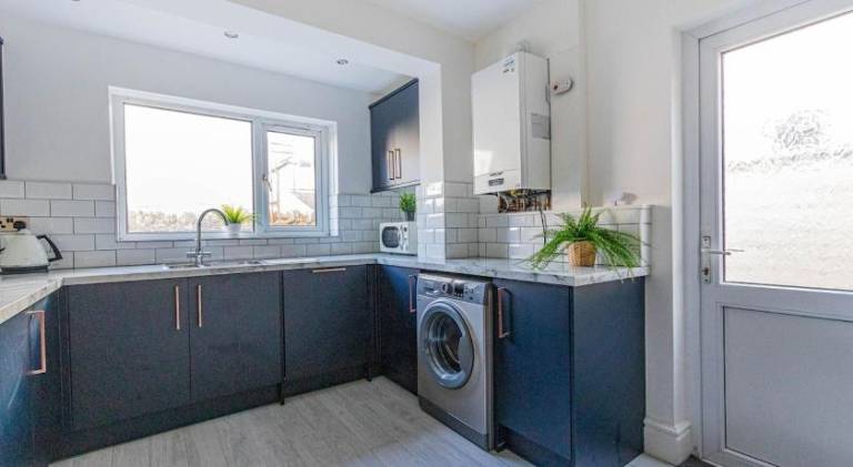 The Luxury Home Free Parking 10 Min Walk to Cardiff Town — photo 4