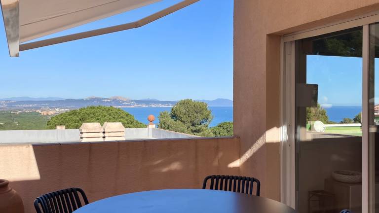 Fully equipped lovely apartment with pool & terrace | Next to the beach | Pets allowed — photo 2