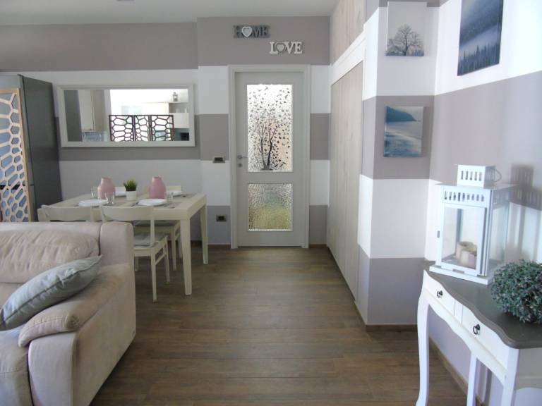 Fully equipped beautiful holiday apartment | Water view | Next to the beach | Pets are welcome — photo 2