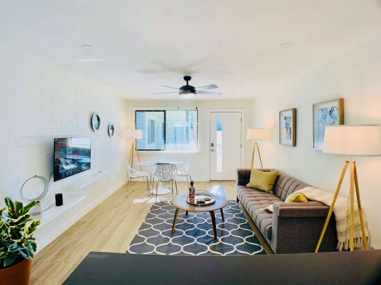 Pool front Condo steps from memorable Old Town