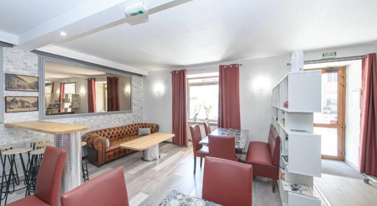 HOTEL DES VOYAGEURS in Montbeliard