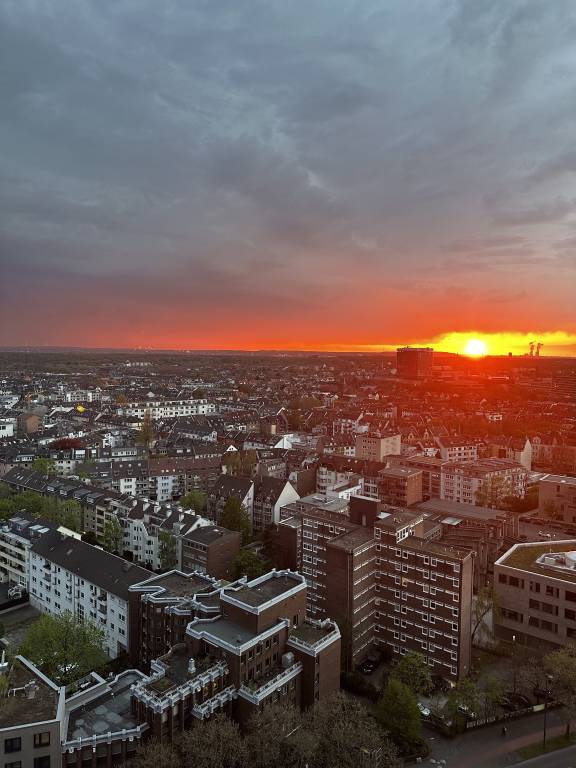 Zentrales 140qm Panorama Loft mit Traumblick